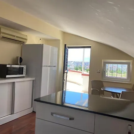 Natalia Homes * Side