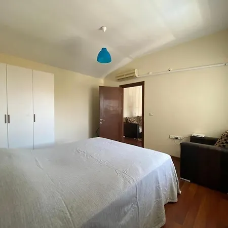 Natalia Homes * Side
