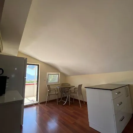 Natalia Homes Side